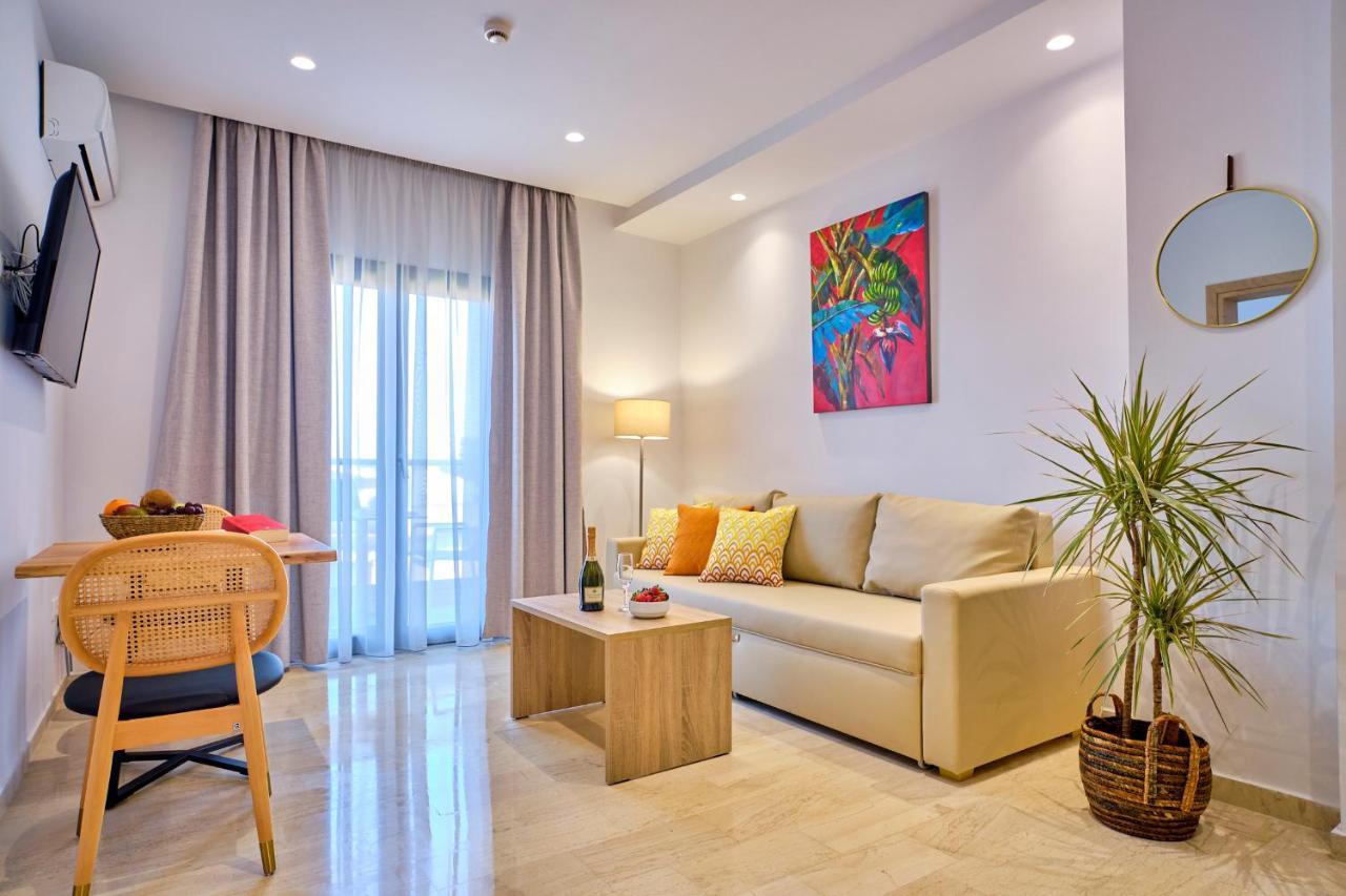 Sunflower Suites Gouvia Corfu Ngoại thất bức ảnh