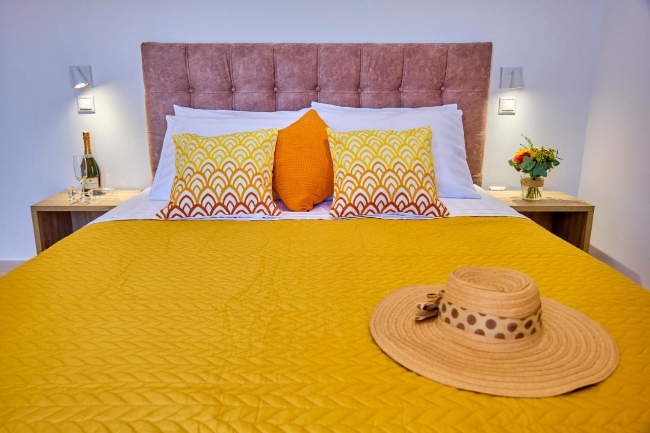 Sunflower Suites Gouvia Corfu Ngoại thất bức ảnh