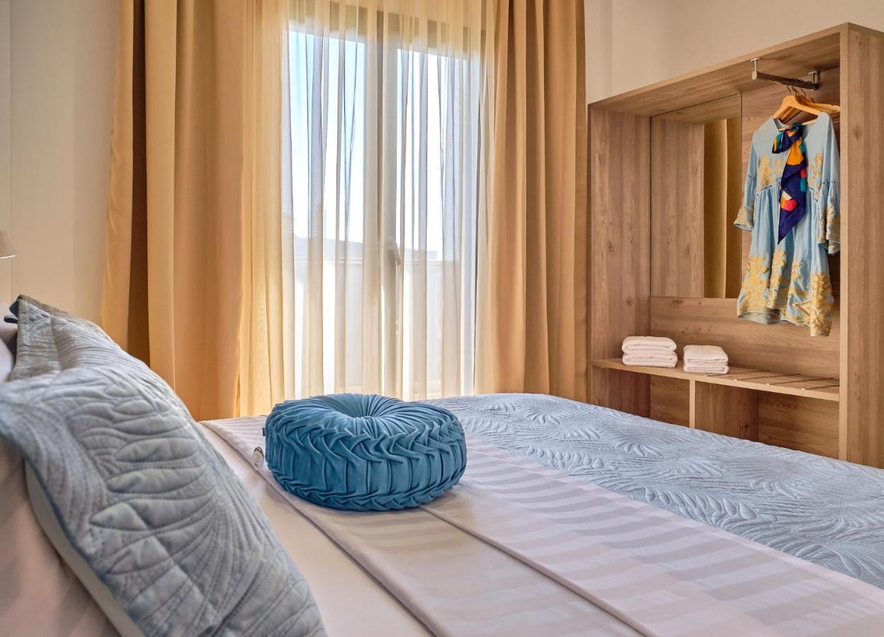 Sunflower Suites Gouvia Corfu Ngoại thất bức ảnh