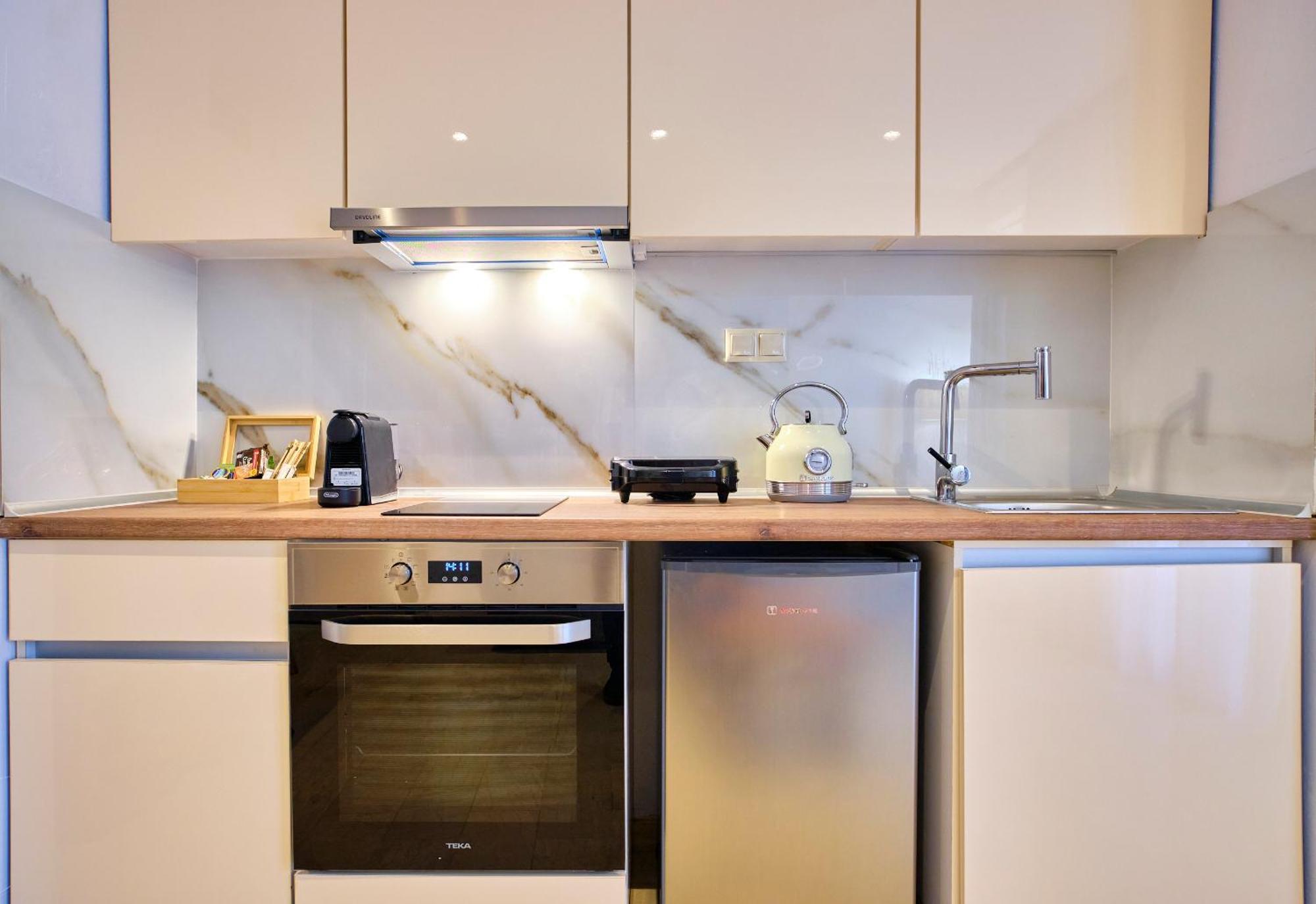 Sunflower Suites Gouvia Corfu Ngoại thất bức ảnh