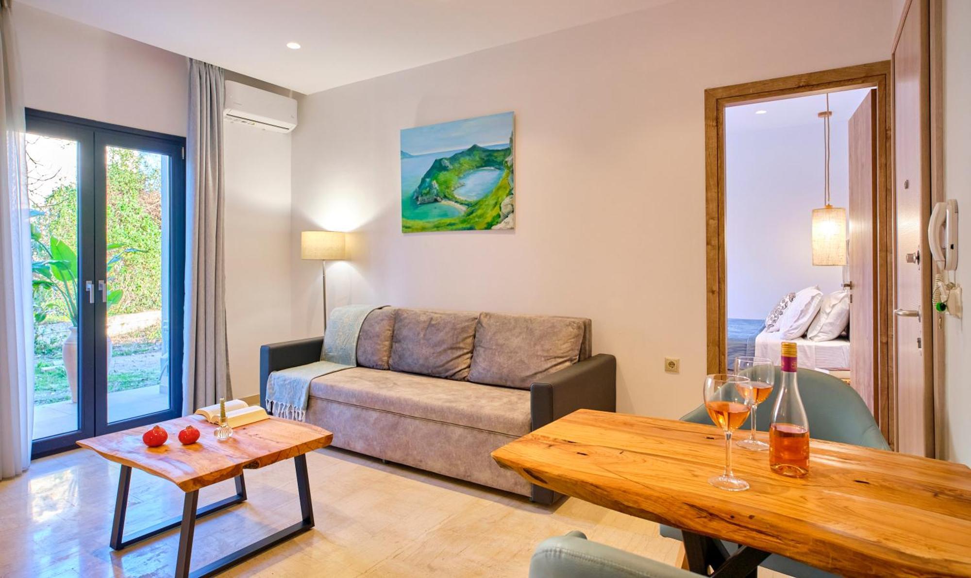 Sunflower Suites Gouvia Corfu Ngoại thất bức ảnh