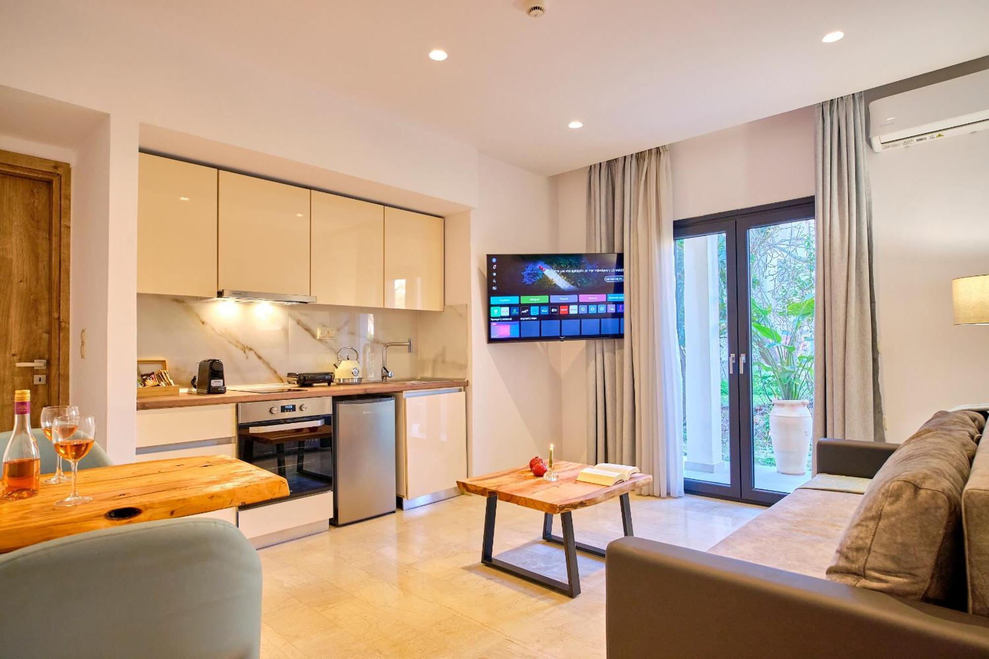 Sunflower Suites Gouvia Corfu Ngoại thất bức ảnh